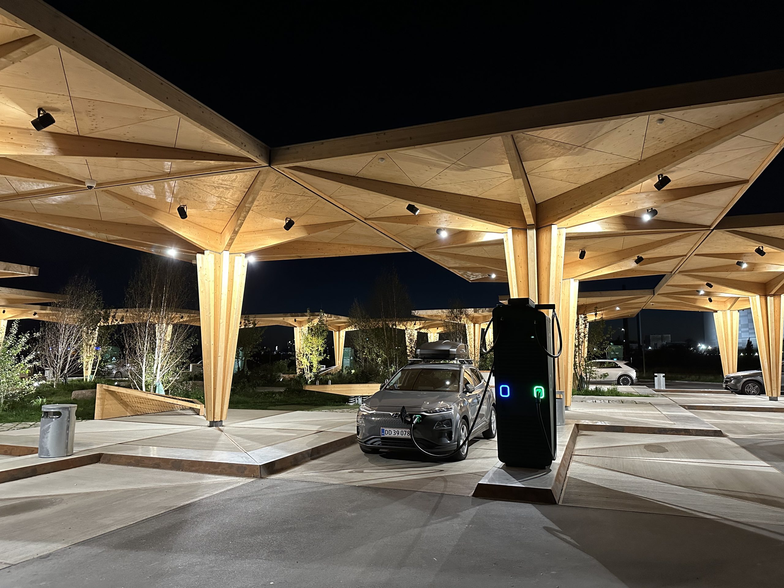 Manufactured and assembled by ZAZA TIMBER - Canopies for EV charging station in Odense